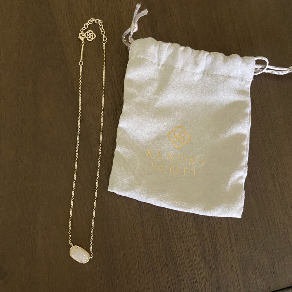 Kendra Scott Necklace